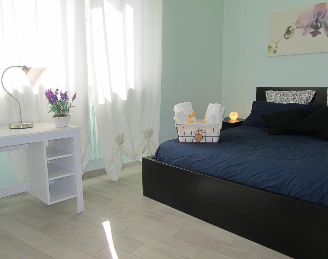 B&B Il Giardino In Citta - Parcheggio Privato Gratuito ฟอจเจีย ภายนอก รูปภาพ
