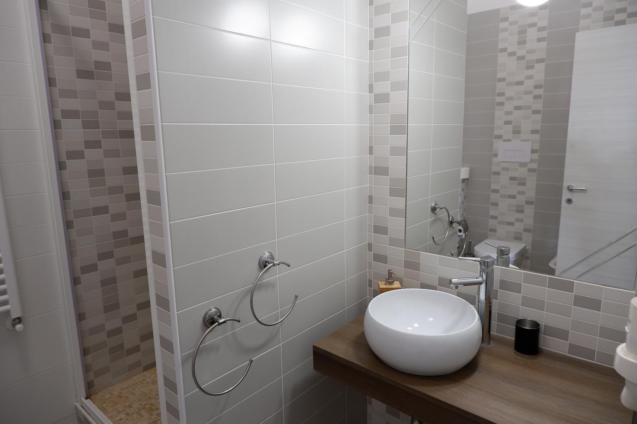 B&B Il Giardino In Citta - Parcheggio Privato Gratuito ฟอจเจีย ภายนอก รูปภาพ