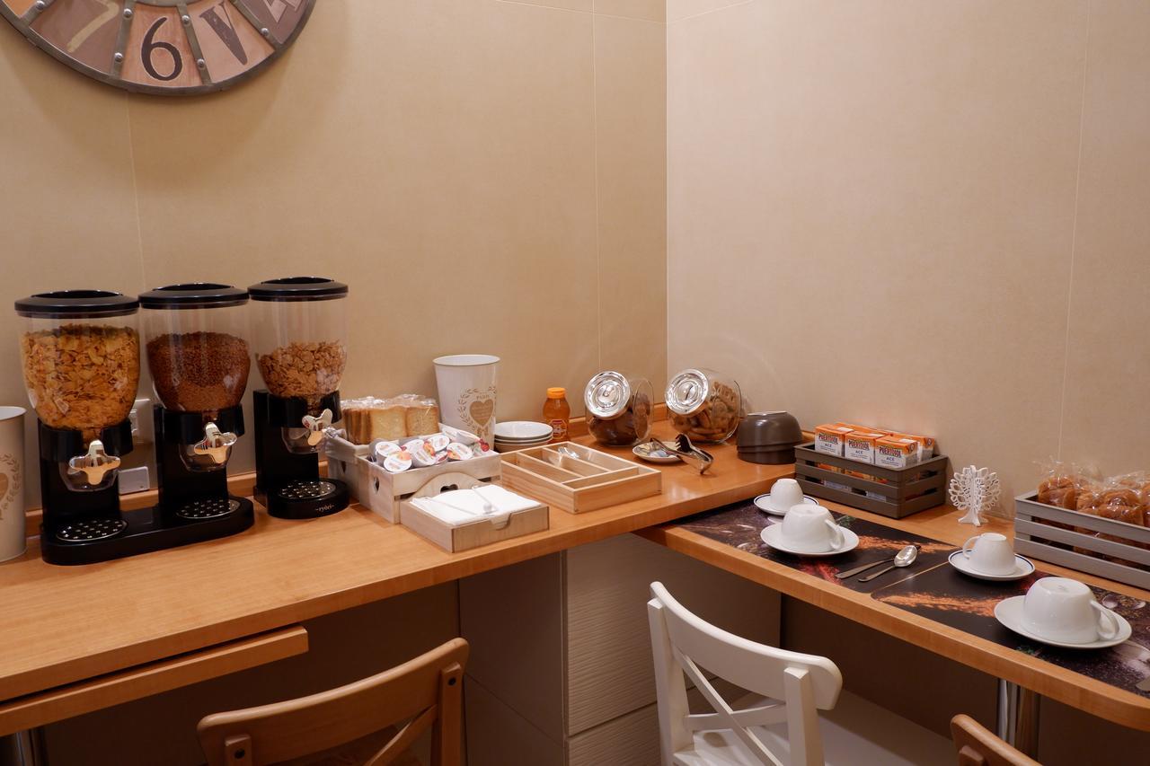 B&B Il Giardino In Citta - Parcheggio Privato Gratuito ฟอจเจีย ภายนอก รูปภาพ
